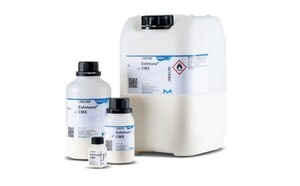 4 different sizes of Eshmuno CMX, ion exchange chromatography resin bottles