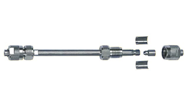 LiChroCART™ HPLC cartridge alongside the manu-CART™ holder, highlighting the assembly process for enhanced operation.