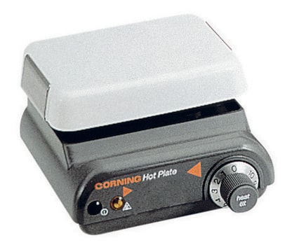 Corning&#174; hotplate, 4 in. x 5 in. AC/DC input 230 V AC, 50 Hz, 1.1 A (CEE7-7 plug), plate W × L 4&#160;in. × 5&#160;in.