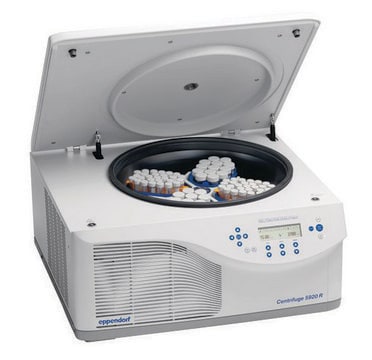 Eppendorf&#174; Centrifuge 5920R refrigerated, without rotor, keypad, AC/DC input 120 V, 50/60 Hz, US 3-pin plug (US)