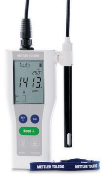 Mettler Toledo FiveGo&#8482; conductivity portable meter model, F3, Kit including LE703-IP67 conductivity sensor, AC/DC input 230 V AC, universal plug set