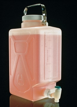 Nalgene&#174; fluorinated carboys with spigot capacity 9&#160;L (2.3&#160;gal)